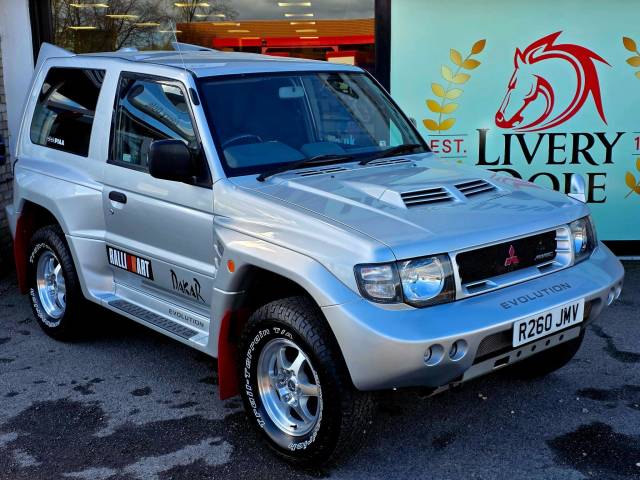 2002 Mitsubishi Pajero EVOLUTION DAKAR 3.5V6